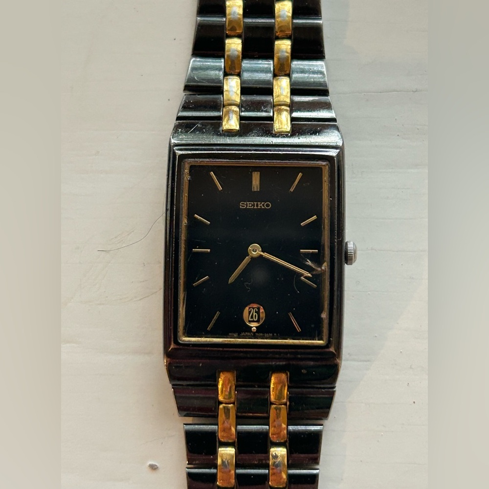 Seiko Men's Watch 7N39-5A29 Quartz Gold Black Stainless Steel Tank 38x26mm